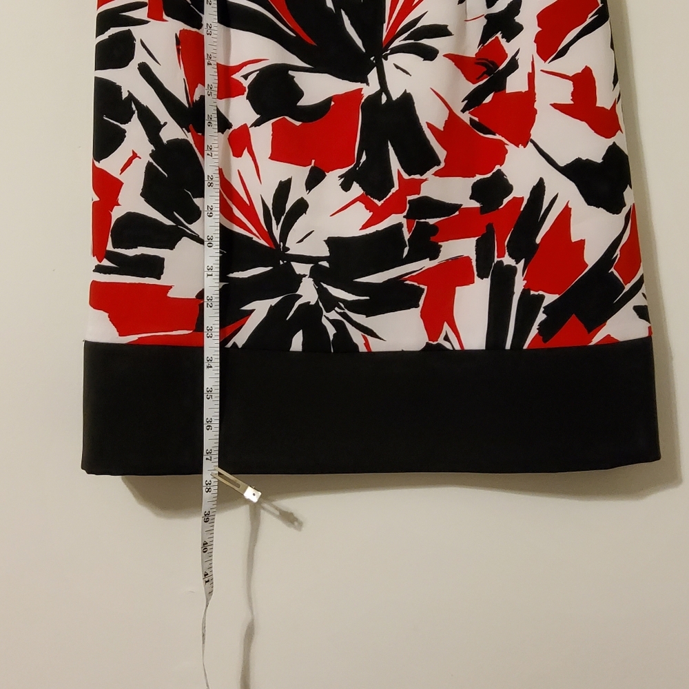 Ronni Nicole Stretch Red/Black/White Geo Print Sleeveless Sheath Dress Sz 12 - Picture 4 of 10